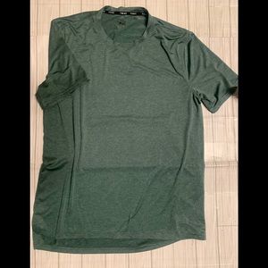 Large green Hind athletic shirt